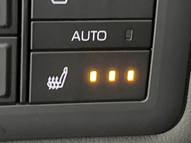 アルファード Ｚ　ムーンルーフ　後席モニター　１４型ナビ付ＤＡ　全周囲カメラ　ユニバーサルステップ　デジタルインナーミラー　前席中列シートベンチレーション　両側電動スライドドア　セーフティセンス　電動オットマン　禁煙車（58枚目）