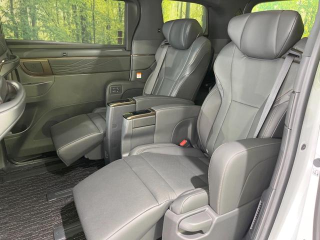 アルファード Ｚ　ムーンルーフ　後席モニター　１４型ナビ付ＤＡ　全周囲カメラ　ユニバーサルステップ　デジタルインナーミラー　前席中列シートベンチレーション　両側電動スライドドア　セーフティセンス　電動オットマン　禁煙車（64枚目）