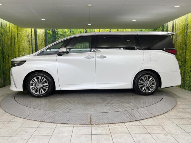 アルファード Ｚ　ムーンルーフ　後席モニター　１４型ナビ付ＤＡ　全周囲カメラ　ユニバーサルステップ　デジタルインナーミラー　前席中列シートベンチレーション　両側電動スライドドア　セーフティセンス　電動オットマン　禁煙車（73枚目）