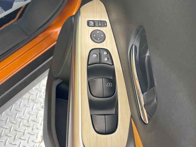 キックス Ｘ　ツートーンインテリアエディション　純正フルエアロ　純正９型ＳＤナビ　全周囲カメラ　エマージェンシーブレーキ　プロパイロット　デジタルインナーミラー　禁煙車　コーナーセンサー　シートヒーター　ＬＥＤヘッド／フォグ　２トーン合皮シート（27枚目）