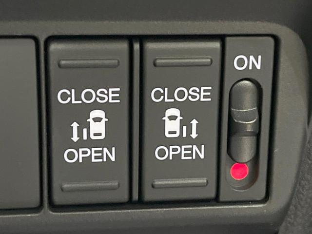 フリード e:HEVクロスター 登録済未使用車 両側電動スライドドア ホンダセンシング アダプティブクルーズ LEDヘッド/フロントフォグ シートヒーター ハーフレザーシート スマートキー ルーフレール 純正15インチAW(3枚目)