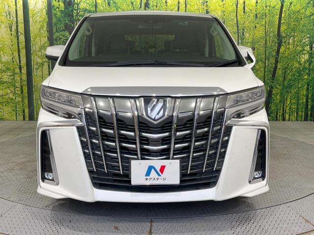 アルファード ２．５Ｓ　Ｃパッケージ　後席モニター　１１型ＢＩＧ－Ｘナビ　バックカメラ　シーケンシャルターンランプ　セーフティセンス　レーダークルーズ　禁煙車　パワーバックドア　シートベンチレーション　助手席／中列電動オットマン　ＥＴＣ（15枚目）