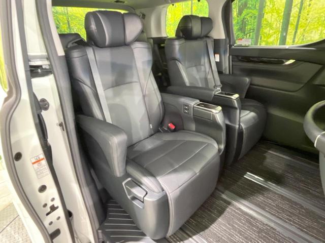 アルファード ２．５Ｓ　Ｃパッケージ　後席モニター　１１型ＢＩＧ－Ｘナビ　バックカメラ　シーケンシャルターンランプ　セーフティセンス　レーダークルーズ　禁煙車　パワーバックドア　シートベンチレーション　助手席／中列電動オットマン　ＥＴＣ（57枚目）