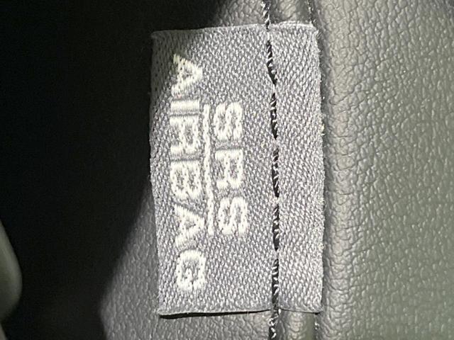 アルファード ２．５Ｓ　Ｃパッケージ　後席モニター　１１型ＢＩＧ－Ｘナビ　バックカメラ　シーケンシャルターンランプ　セーフティセンス　レーダークルーズ　禁煙車　パワーバックドア　シートベンチレーション　助手席／中列電動オットマン　ＥＴＣ（65枚目）