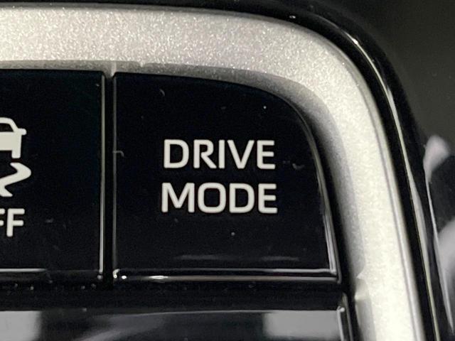 カローラクロス ハイブリッド Z ガラスルーフ 10.5型ナビ 全周囲カメラ セーフティセンス レーダークルーズ BSM 禁煙車 電動リアゲート ハーフレザーシート パワーシート ドラレコ コーナーセンサー スマートキー(38枚目)