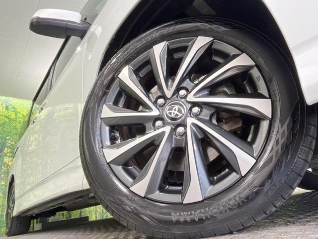 ヴォクシー ハイブリッドＳ－Ｚ　後席モニター　快適利便パッケージｈｉｇｈ　純正１０．５型ＤＡプラス　バックカメラ　ＢＳＭ　両側電動スライドドア　セーフティセンス　レーダークルーズ　電動リアゲート　禁煙車　前席中列シートヒーター（14枚目）