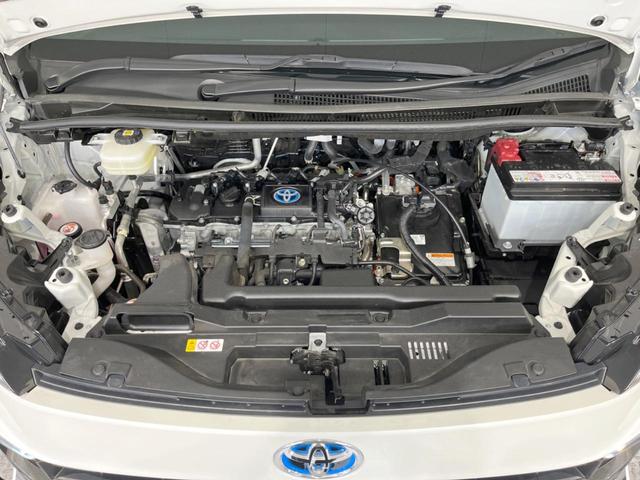 ヴォクシー ハイブリッドＳ－Ｚ　後席モニター　快適利便パッケージｈｉｇｈ　純正１０．５型ＤＡプラス　バックカメラ　ＢＳＭ　両側電動スライドドア　セーフティセンス　レーダークルーズ　電動リアゲート　禁煙車　前席中列シートヒーター（18枚目）