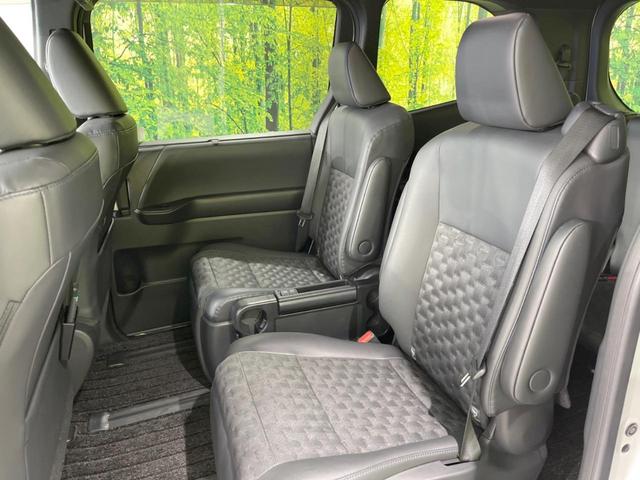 ヴォクシー ハイブリッドＳ－Ｚ　後席モニター　快適利便パッケージｈｉｇｈ　純正１０．５型ＤＡプラス　バックカメラ　ＢＳＭ　両側電動スライドドア　セーフティセンス　レーダークルーズ　電動リアゲート　禁煙車　前席中列シートヒーター（60枚目）