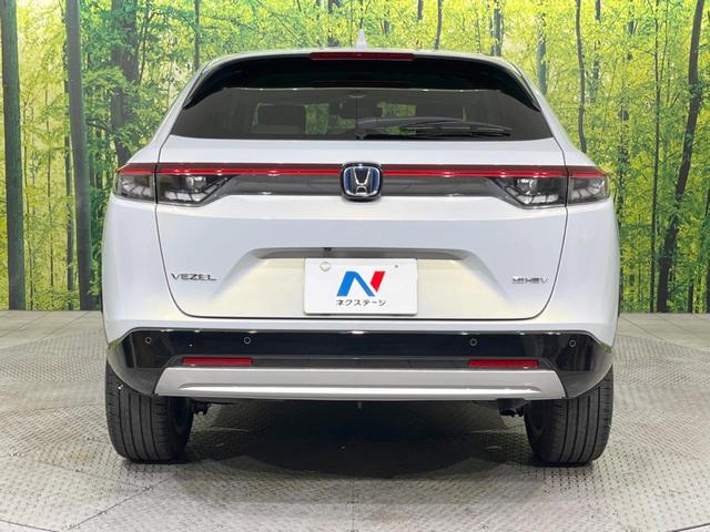 ヴェゼル ｅ：ＨＥＶ　Ｚ　９型メーカーナビ　全周囲カメラ　ホンダセンシング　レーダークルーズ　ＢＳＭ　禁煙車　電動リアゲート　ハーフレザーシート　ドラレコ　コーナーセンサー　スマートキー　ＬＥＤヘッド　ＥＴＣ２．０（15枚目）