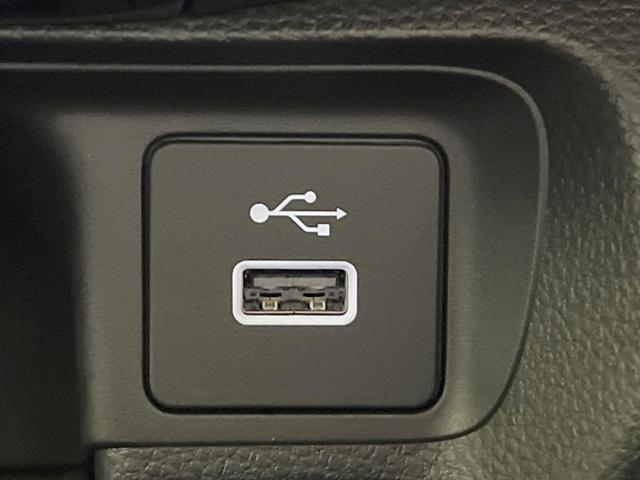 ヴェゼル ｅ：ＨＥＶ　Ｚ　９型メーカーナビ　全周囲カメラ　ホンダセンシング　レーダークルーズ　ＢＳＭ　禁煙車　電動リアゲート　ハーフレザーシート　ドラレコ　コーナーセンサー　スマートキー　ＬＥＤヘッド　ＥＴＣ２．０（49枚目）