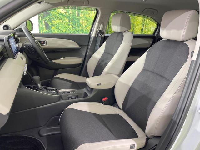 ヴェゼル ｅ：ＨＥＶ　Ｚ　９型メーカーナビ　全周囲カメラ　ホンダセンシング　レーダークルーズ　ＢＳＭ　禁煙車　電動リアゲート　ハーフレザーシート　ドラレコ　コーナーセンサー　スマートキー　ＬＥＤヘッド　ＥＴＣ２．０（52枚目）