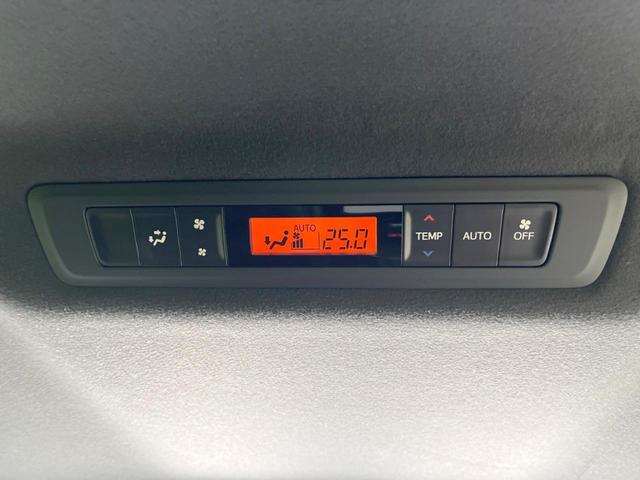 ヴォクシー ＺＳ　煌ＩＩＩ　両側電動スライドドア　純正９型ナビ　バックカメラ　セーフティセンス　禁煙車　ハーフレザーシート　ビルトインＥＴＣ　前後ドラレコ　ＬＥＤヘッド／フォグ　リアオートエアコン　クルコン　純正１６インチＡＷ（7枚目）