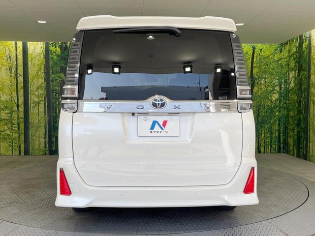 ヴォクシー ＺＳ　煌ＩＩＩ　両側電動スライドドア　純正９型ナビ　バックカメラ　セーフティセンス　禁煙車　ハーフレザーシート　ビルトインＥＴＣ　前後ドラレコ　ＬＥＤヘッド／フォグ　リアオートエアコン　クルコン　純正１６インチＡＷ（16枚目）