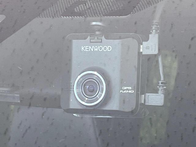 ヴォクシー ＺＳ　煌ＩＩＩ　両側電動スライドドア　純正９型ナビ　バックカメラ　セーフティセンス　禁煙車　ハーフレザーシート　ビルトインＥＴＣ　前後ドラレコ　ＬＥＤヘッド／フォグ　リアオートエアコン　クルコン　純正１６インチＡＷ（26枚目）