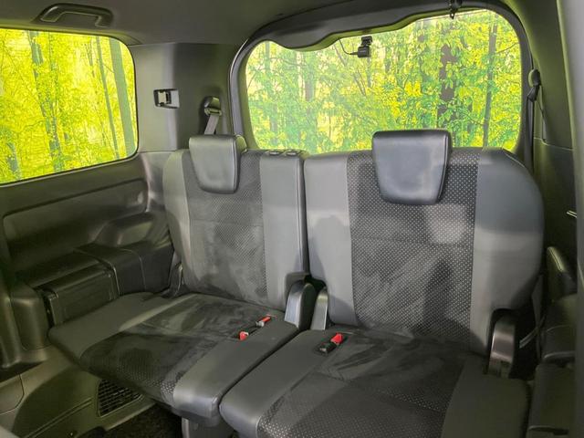ヴォクシー ＺＳ　煌ＩＩＩ　両側電動スライドドア　純正９型ナビ　バックカメラ　セーフティセンス　禁煙車　ハーフレザーシート　ビルトインＥＴＣ　前後ドラレコ　ＬＥＤヘッド／フォグ　リアオートエアコン　クルコン　純正１６インチＡＷ（46枚目）