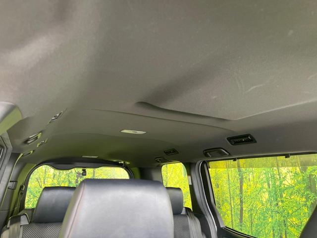 ヴォクシー ＺＳ　煌ＩＩＩ　両側電動スライドドア　純正９型ナビ　バックカメラ　セーフティセンス　禁煙車　ハーフレザーシート　ビルトインＥＴＣ　前後ドラレコ　ＬＥＤヘッド／フォグ　リアオートエアコン　クルコン　純正１６インチＡＷ（47枚目）