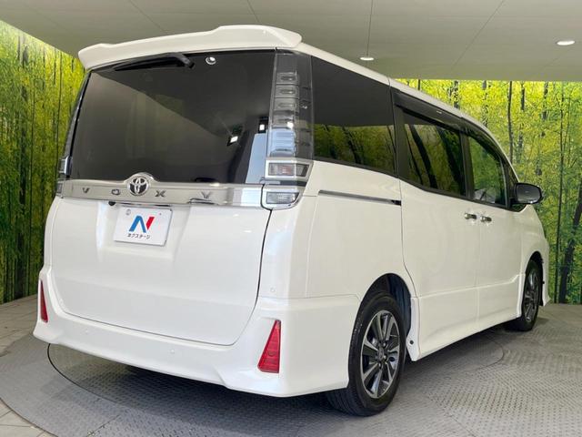ヴォクシー ＺＳ　煌ＩＩＩ　両側電動スライドドア　純正９型ナビ　バックカメラ　セーフティセンス　禁煙車　ハーフレザーシート　ビルトインＥＴＣ　前後ドラレコ　ＬＥＤヘッド／フォグ　リアオートエアコン　クルコン　純正１６インチＡＷ（52枚目）