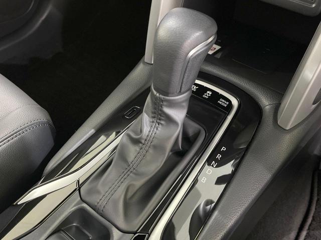 カローラクロス ハイブリッド Z ガラスルーフ トヨタチームメイト 禁煙車 純正10.5型ナビ付DA 全周囲カメラ セーフティセンス ブラインドスポット レーダークルーズ 100V電源 ワイヤレス充電 ハーフレザーシート ETC2.0(32枚目)