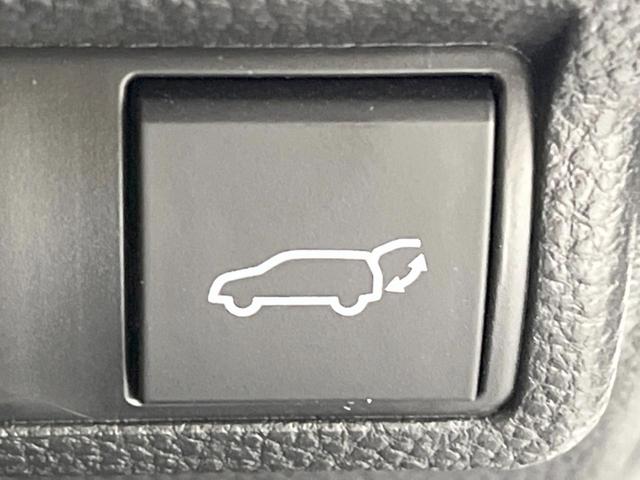 カローラクロス ハイブリッド Z ガラスルーフ トヨタチームメイト 禁煙車 純正10.5型ナビ付DA 全周囲カメラ セーフティセンス ブラインドスポット レーダークルーズ 100V電源 ワイヤレス充電 ハーフレザーシート ETC2.0(41枚目)