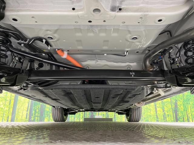 ヴェゼル ｅ：ＨＥＶ　Ｚ　登録済未使用車　メーカー９型ナビ　全周囲カメラ　プレミアムオーディオ　ホンダセンシング　アダプティブクルーズ　ＥＴＣ２．０　フルセグ　ワイヤレス充電　ハーフレザーシート　ハンズフリーパワーバックドア（19枚目）