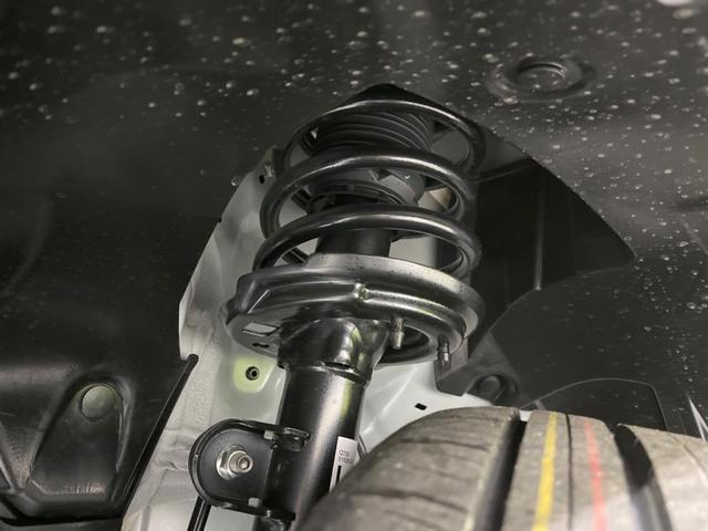 ヴェゼル ｅ：ＨＥＶ　Ｚ　登録済未使用車　メーカー９型ナビ　全周囲カメラ　プレミアムオーディオ　ホンダセンシング　アダプティブクルーズ　ＥＴＣ２．０　フルセグ　ワイヤレス充電　ハーフレザーシート　ハンズフリーパワーバックドア（20枚目）