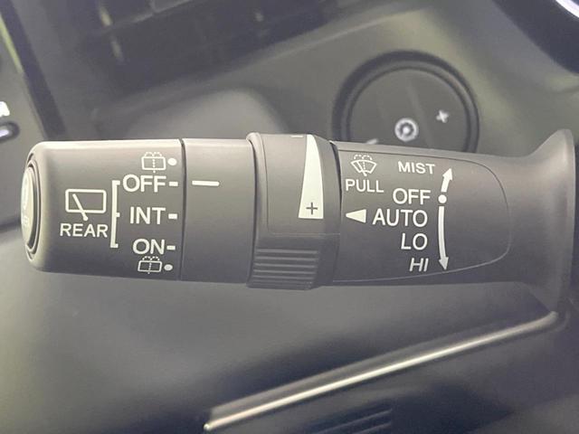 ヴェゼル ｅ：ＨＥＶ　Ｚ　登録済未使用車　メーカー９型ナビ　全周囲カメラ　プレミアムオーディオ　ホンダセンシング　アダプティブクルーズ　ＥＴＣ２．０　フルセグ　ワイヤレス充電　ハーフレザーシート　ハンズフリーパワーバックドア（29枚目）