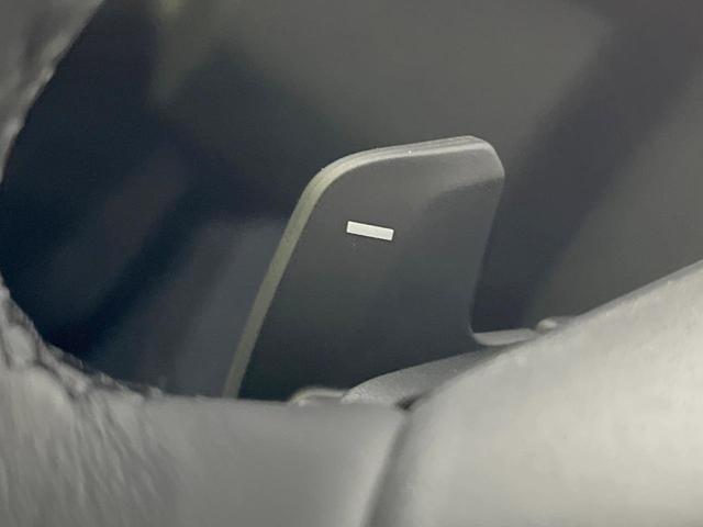 ヴェゼル ｅ：ＨＥＶ　Ｚ　登録済未使用車　メーカー９型ナビ　全周囲カメラ　プレミアムオーディオ　ホンダセンシング　アダプティブクルーズ　ＥＴＣ２．０　フルセグ　ワイヤレス充電　ハーフレザーシート　ハンズフリーパワーバックドア（30枚目）