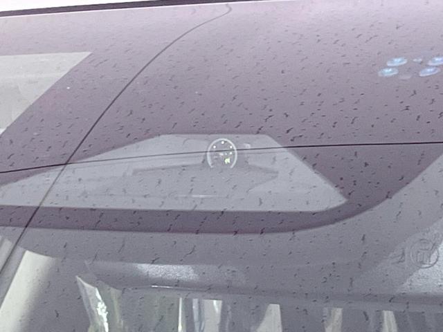 ヴェゼル ｅ：ＨＥＶ　Ｚ　登録済未使用車　メーカー９型ナビ　全周囲カメラ　プレミアムオーディオ　ホンダセンシング　アダプティブクルーズ　ＥＴＣ２．０　フルセグ　ワイヤレス充電　ハーフレザーシート　ハンズフリーパワーバックドア（45枚目）