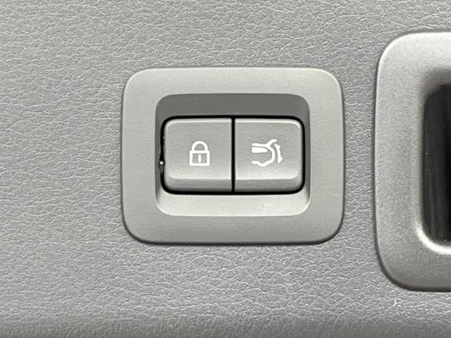 CX-30 20S ブラックトーンエディション 8.8型マツダコネクトナビ 全周囲カメラ BOSEサウンド 禁煙車 スマートブレーキサポート レーダークルーズ BSM 電動リアゲート ドラレコ コーナーセンサー LEDヘッド オートハイビーム(6枚目)