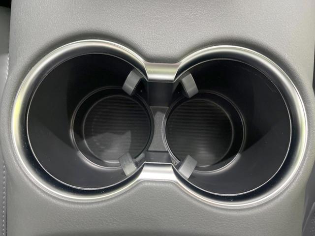 ハリアーハイブリッド Z レザーパッケージ 調光パノラマルーフ 12.3型ナビ 全周囲カメラ JBLサウンド セーフティセンス レーダークルーズ BSM 禁煙車 デジタルインナーミラー 電動リアゲート レザーシート 前席シートエアコン ドラレコ(50枚目)