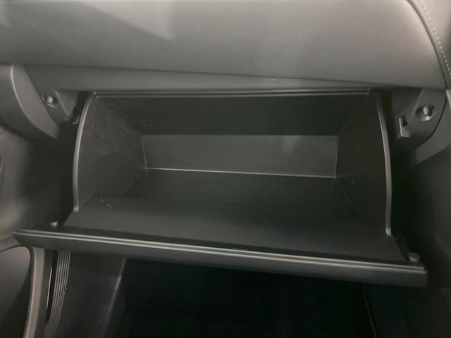 ハリアーハイブリッド Z レザーパッケージ 調光パノラマルーフ 12.3型ナビ 全周囲カメラ JBLサウンド セーフティセンス レーダークルーズ BSM 禁煙車 デジタルインナーミラー 電動リアゲート レザーシート 前席シートエアコン ドラレコ(51枚目)