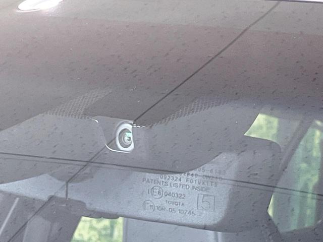 ハリアーハイブリッド Z レザーパッケージ 調光パノラマルーフ 12.3型ナビ 全周囲カメラ JBLサウンド セーフティセンス レーダークルーズ BSM 禁煙車 デジタルインナーミラー 電動リアゲート レザーシート 前席シートエアコン ドラレコ(53枚目)