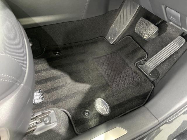 ハリアーハイブリッド Z レザーパッケージ 調光パノラマルーフ 12.3型ナビ 全周囲カメラ JBLサウンド セーフティセンス レーダークルーズ BSM 禁煙車 デジタルインナーミラー 電動リアゲート レザーシート 前席シートエアコン ドラレコ(59枚目)