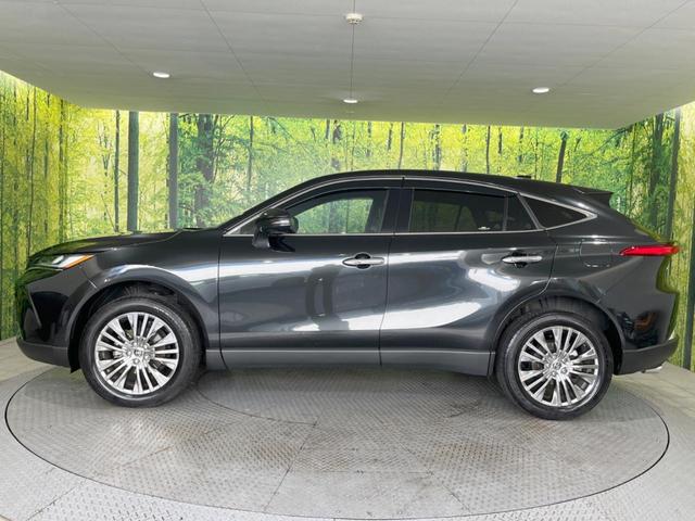 ハリアーハイブリッド Z レザーパッケージ 調光パノラマルーフ 12.3型ナビ 全周囲カメラ JBLサウンド セーフティセンス レーダークルーズ BSM 禁煙車 デジタルインナーミラー 電動リアゲート レザーシート 前席シートエアコン ドラレコ(67枚目)