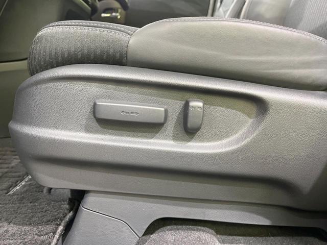 オデッセイハイブリッド e:HEVアブソルート・EX 後席モニター 純正10型ナビ 全周囲カメラ 両側電動スライドドア 100V電源 ホンダセンシング BSM 禁煙車 電動リアゲート ハーフレザーシート シートヒーター パワーシート 前後ドラレコ(34枚目)