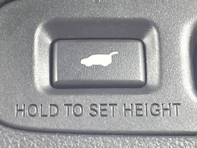 オデッセイハイブリッド e:HEVアブソルート・EX 後席モニター 純正10型ナビ 全周囲カメラ 両側電動スライドドア 100V電源 ホンダセンシング BSM 禁煙車 電動リアゲート ハーフレザーシート シートヒーター パワーシート 前後ドラレコ(40枚目)