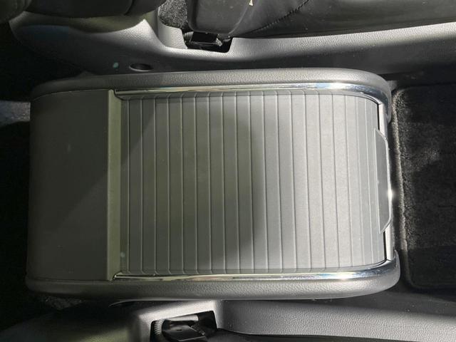 オデッセイハイブリッド e:HEVアブソルート・EX 後席モニター 純正10型ナビ 全周囲カメラ 両側電動スライドドア 100V電源 ホンダセンシング BSM 禁煙車 電動リアゲート ハーフレザーシート シートヒーター パワーシート 前後ドラレコ(43枚目)