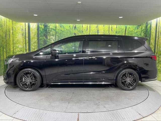 オデッセイハイブリッド e:HEVアブソルート・EX 後席モニター 純正10型ナビ 全周囲カメラ 両側電動スライドドア 100V電源 ホンダセンシング BSM 禁煙車 電動リアゲート ハーフレザーシート シートヒーター パワーシート 前後ドラレコ(69枚目)