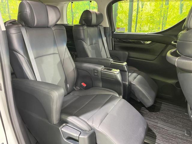 アルファード ２．５Ｓ　Ｃパッケージ　モデリスタフルエアロ　純正１０型ＳＤナビ　バックカメラ　三眼ＬＥＤヘッド　セーフティセンス　禁煙車　両側電動スライドドア　電動リアゲート　前席シートエアコン　ドラレコ　コーナーセンサー　電動オットマン（9枚目）