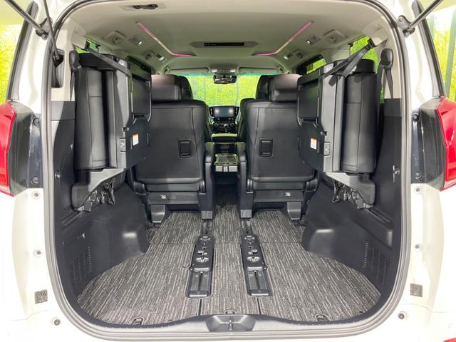 アルファード ２．５Ｓ　Ｃパッケージ　モデリスタフルエアロ　純正１０型ＳＤナビ　バックカメラ　三眼ＬＥＤヘッド　セーフティセンス　禁煙車　両側電動スライドドア　電動リアゲート　前席シートエアコン　ドラレコ　コーナーセンサー　電動オットマン（11枚目）