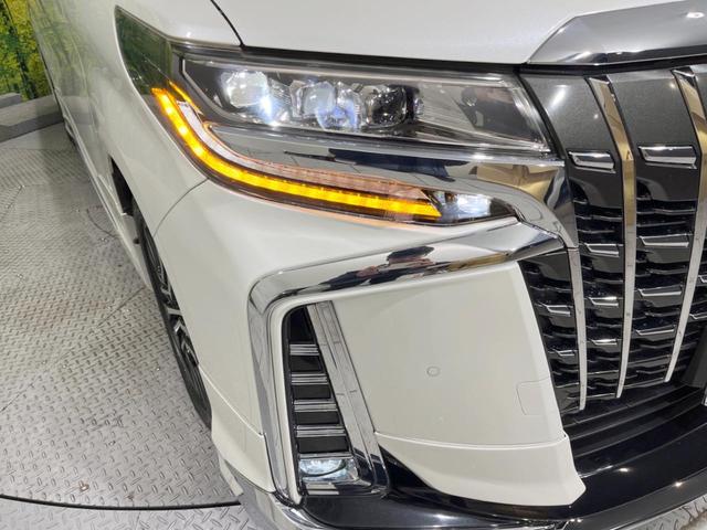 アルファード ２．５Ｓ　Ｃパッケージ　モデリスタフルエアロ　純正１０型ＳＤナビ　バックカメラ　三眼ＬＥＤヘッド　セーフティセンス　禁煙車　両側電動スライドドア　電動リアゲート　前席シートエアコン　ドラレコ　コーナーセンサー　電動オットマン（13枚目）