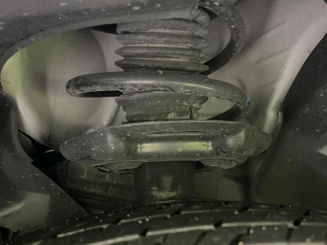 アウトランダーPHEV P パノラマサンルーフ メーカー9型ナビ 全周囲カメラ BOSEサウンド ルーフレール 100V電源 マイパイロット eアシスト 禁煙車 電動リアゲート レザーシート コーナーセンサー LEDヘッド(20枚目)