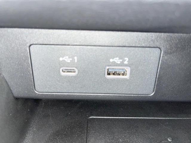 アウトランダーPHEV P パノラマサンルーフ メーカー9型ナビ 全周囲カメラ BOSEサウンド ルーフレール 100V電源 マイパイロット eアシスト 禁煙車 電動リアゲート レザーシート コーナーセンサー LEDヘッド(47枚目)