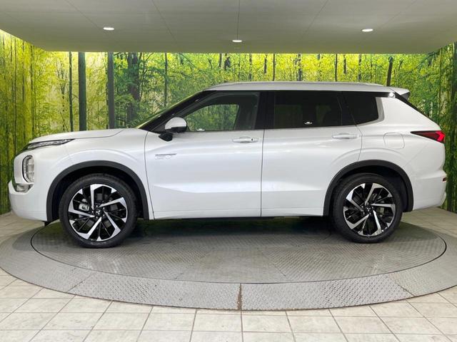 アウトランダーPHEV P パノラマサンルーフ メーカー9型ナビ 全周囲カメラ BOSEサウンド ルーフレール 100V電源 マイパイロット eアシスト 禁煙車 電動リアゲート レザーシート コーナーセンサー LEDヘッド(67枚目)