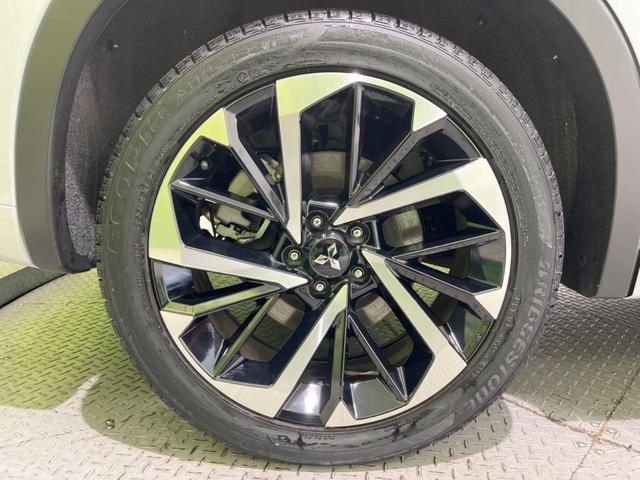 アウトランダーPHEV P パノラマサンルーフ メーカー9型ナビ 全周囲カメラ BOSEサウンド ルーフレール 100V電源 マイパイロット eアシスト 禁煙車 電動リアゲート レザーシート コーナーセンサー LEDヘッド(74枚目)