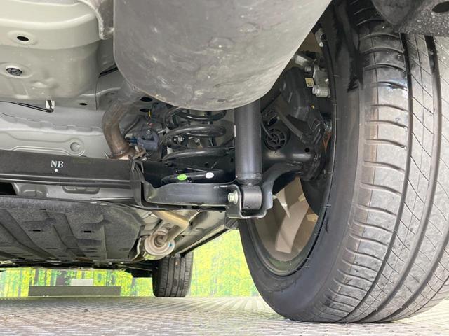 ヴェゼル ｅ：ＨＥＶ　ＰＬａＹ　パノラマルーフ　メーカー９型ナビ　バックカメラ　ホンダセンシング　ＢＳＭ　禁煙　電動リアゲート　ハーフレザーシート　デジタルインナーミラー　コーナーセンサー　シートヒーター　置くだけ充電　ＬＥＤヘッド（22枚目）