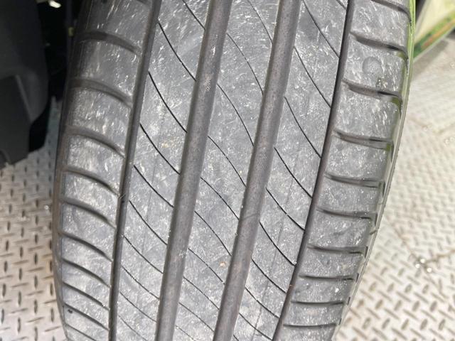 ヴェゼル ｅ：ＨＥＶ　ＰＬａＹ　パノラマルーフ　メーカー９型ナビ　バックカメラ　ホンダセンシング　ＢＳＭ　禁煙　電動リアゲート　ハーフレザーシート　デジタルインナーミラー　コーナーセンサー　シートヒーター　置くだけ充電　ＬＥＤヘッド（67枚目）