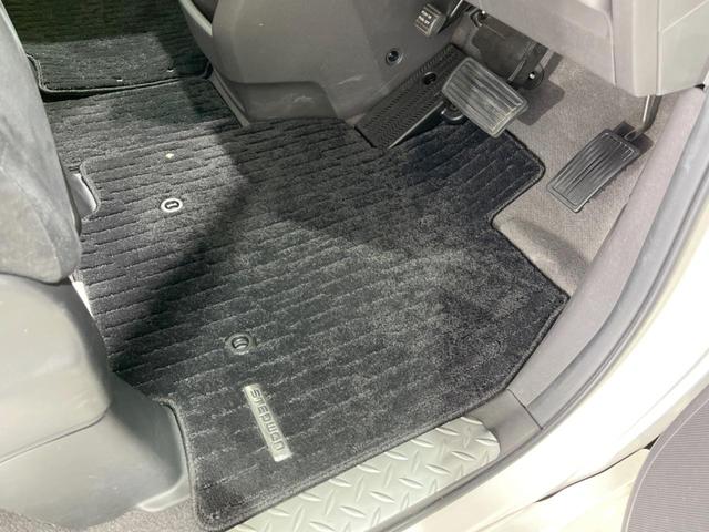 ステップワゴン G Lパッケージ 両側電動スライドドア HDDナビ リアスポイラー 禁煙車 ビルトインETC オートエアコン Bluetooth再生 CD DVD再生 地デジ 8人乗り キーレスアクセス(26枚目)