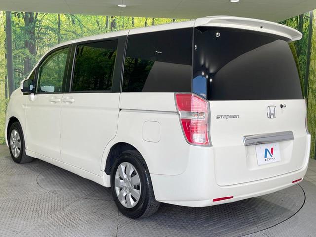 ステップワゴン G Lパッケージ 両側電動スライドドア HDDナビ リアスポイラー 禁煙車 ビルトインETC オートエアコン Bluetooth再生 CD DVD再生 地デジ 8人乗り キーレスアクセス(46枚目)