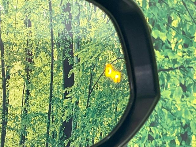 ハリアー Ｚ　レザーパッケージ　メーカー１２．３型ナビ　全周囲カメラ　ＪＢＬサウンド　セーフティセンス　ＢＳＭ　禁煙車　電動リアゲート　レザーシート　シートベンチレーション　デジタルインナーミラー　コーナーセンサー　ＬＥＤヘッド（5枚目）